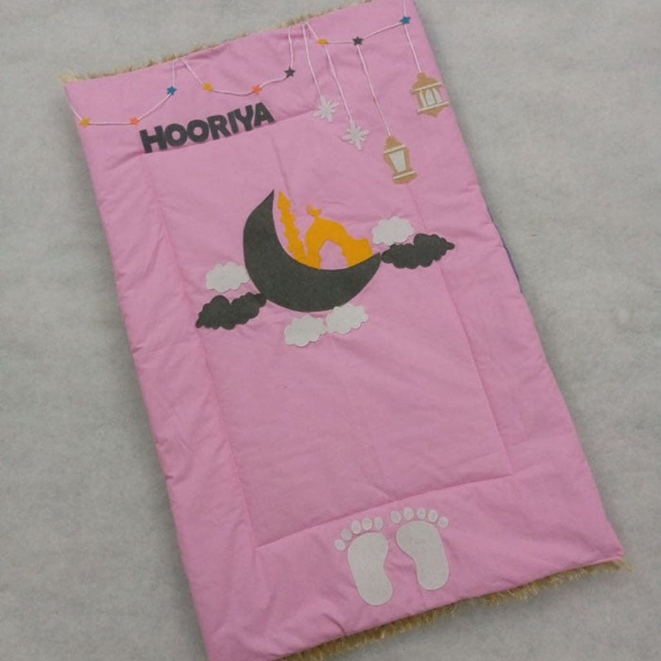 Personalized Kids Prayer Mat – Moon & Lantern Design