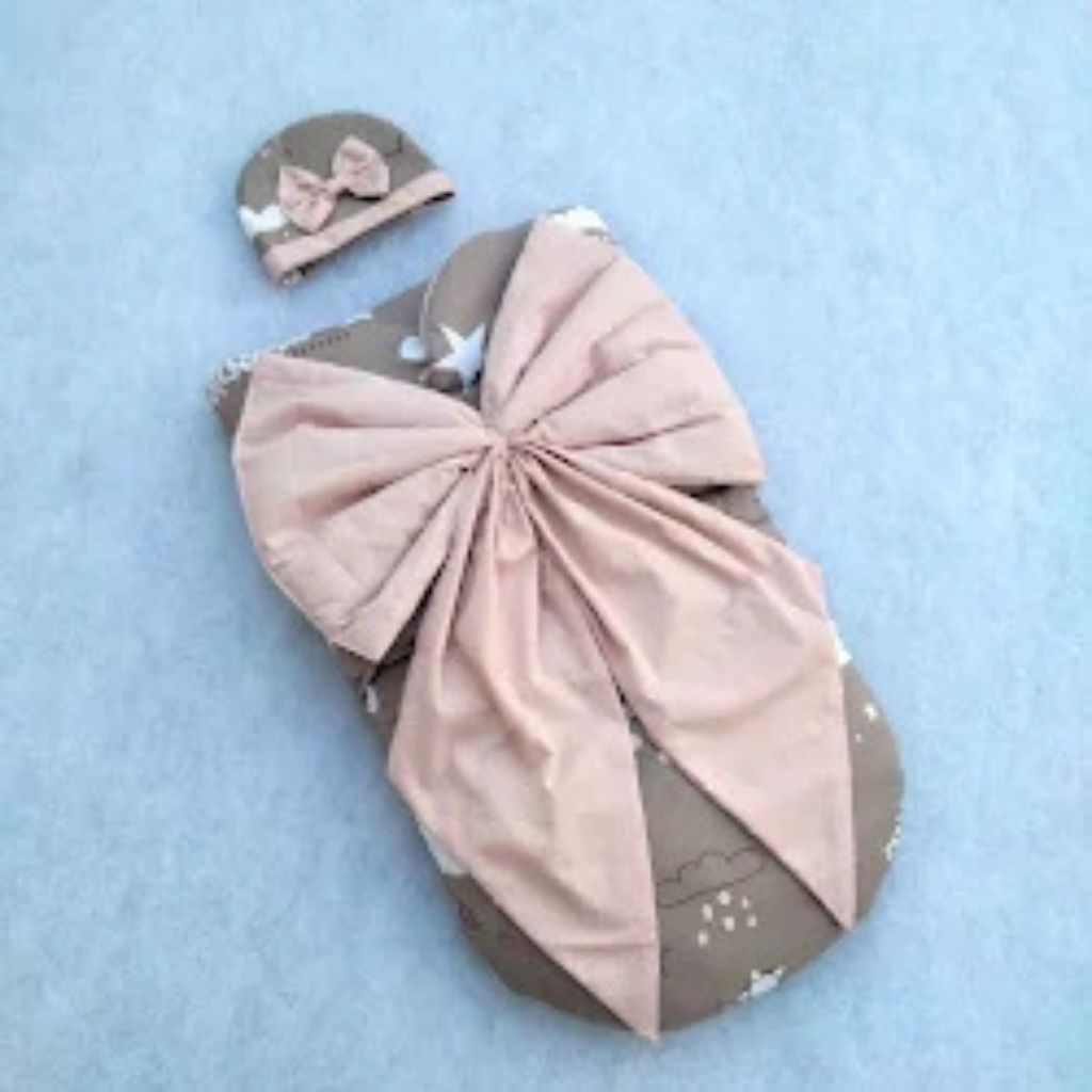 Soft Cotton Baby Carry Nest with Bow & Cap
